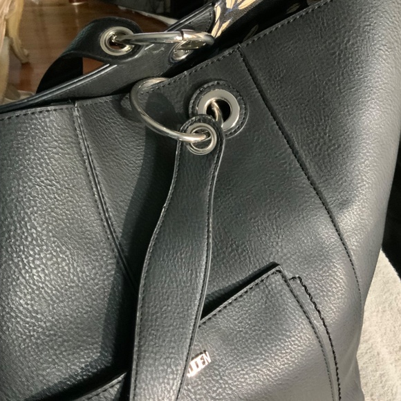 Steve Madden Large Hobo Tote - Picture 4 of 8